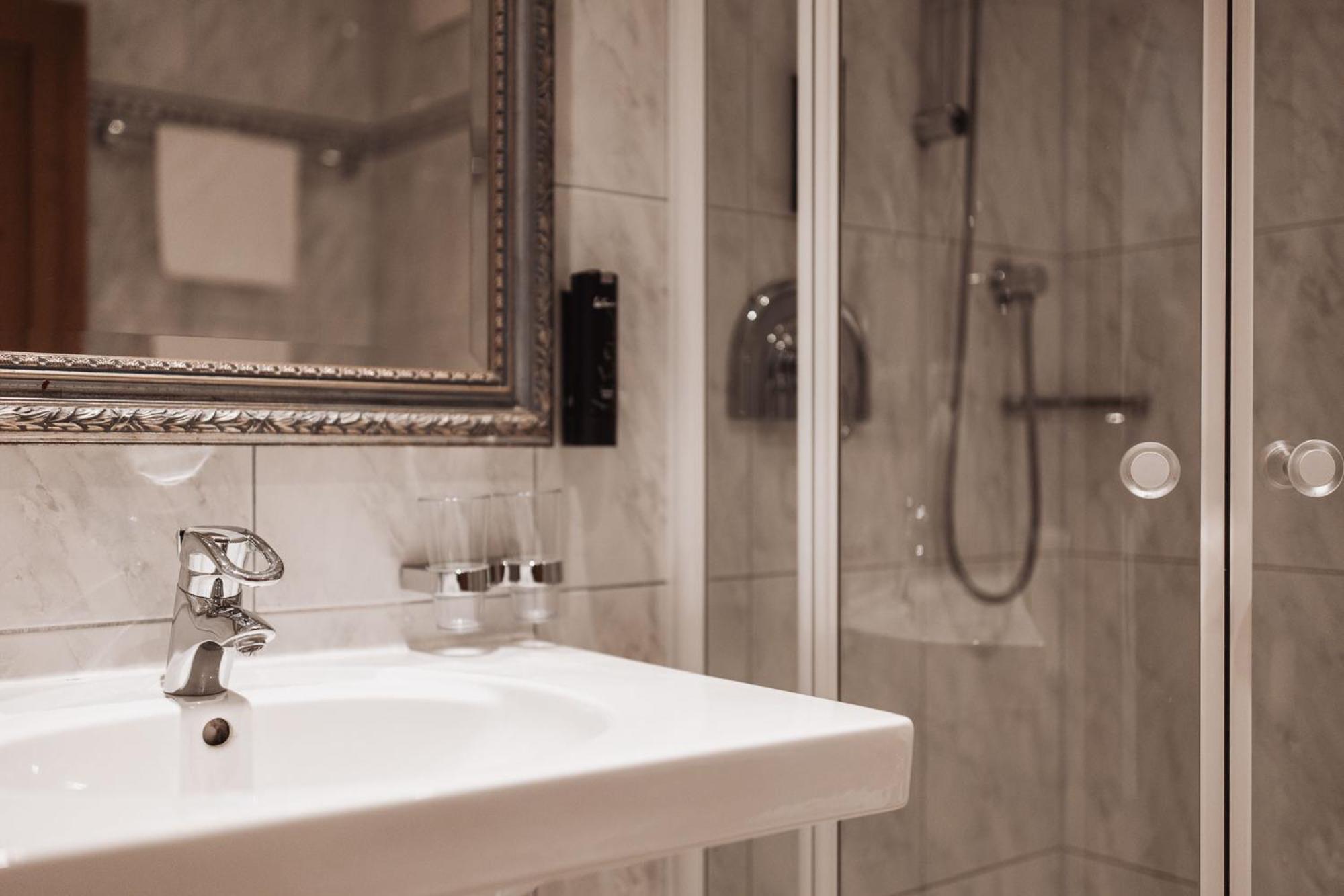 ברוניקו Hotel Montis - Active Nature Spa מראה חיצוני תמונה