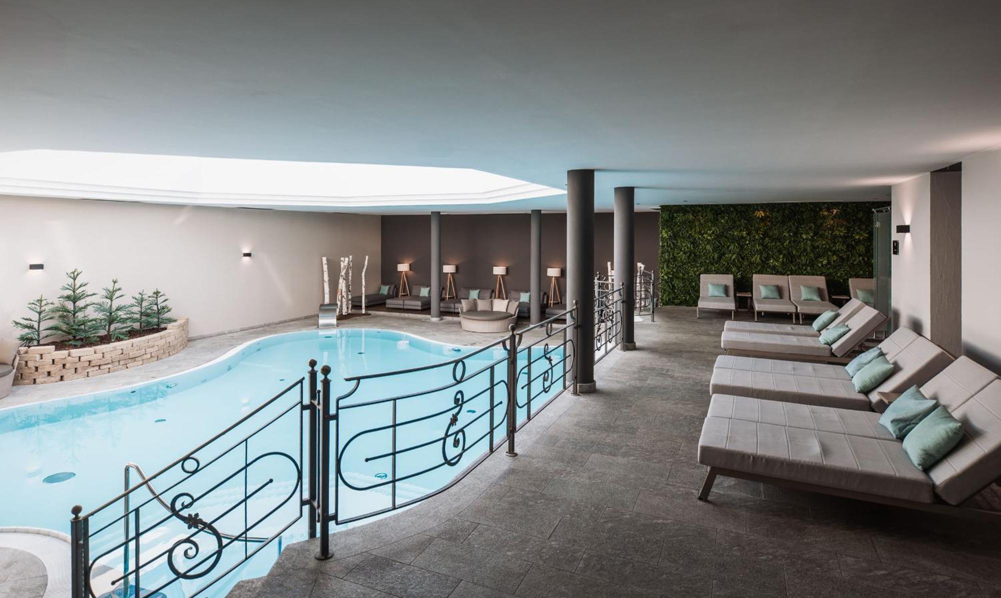 ברוניקו Hotel Montis - Active Nature Spa מראה חיצוני תמונה